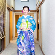 母から受け継いだ振袖で素晴らしい結婚式