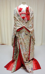 総柄のリメイク色打掛