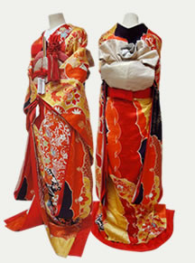 リメイクしたオレンジの引き振袖