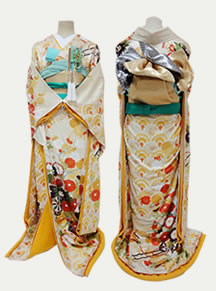 リメイクした薄黄色の引き振袖