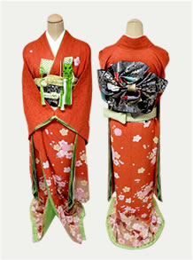 リメイクしたオレンジ色の引き振袖