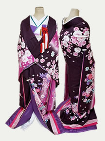 リメイクした黒紫色の色打掛