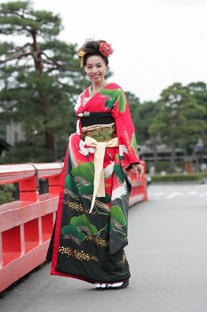 高山古い町並み赤い橋のウェディングフォト