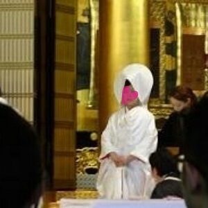 白無垢を着た花嫁