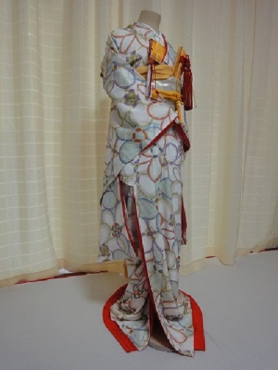 リメイク後の引き振袖