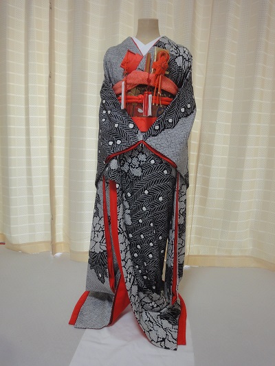 リメイク後の引き振袖