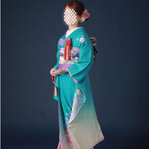 青色のリメイク振袖を着た花嫁