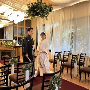 ２way白無垢を着た花嫁と花婿