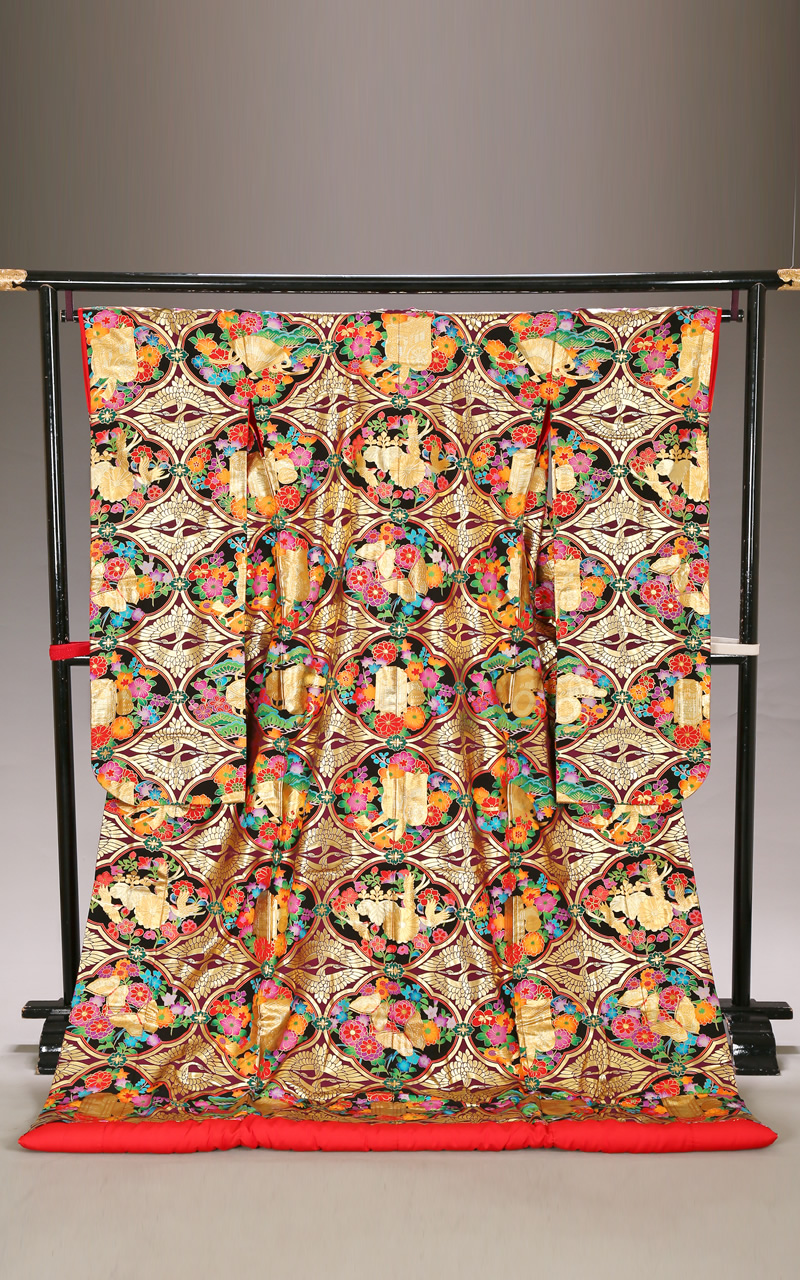 友禅金の抱き鶴色打掛レンタル