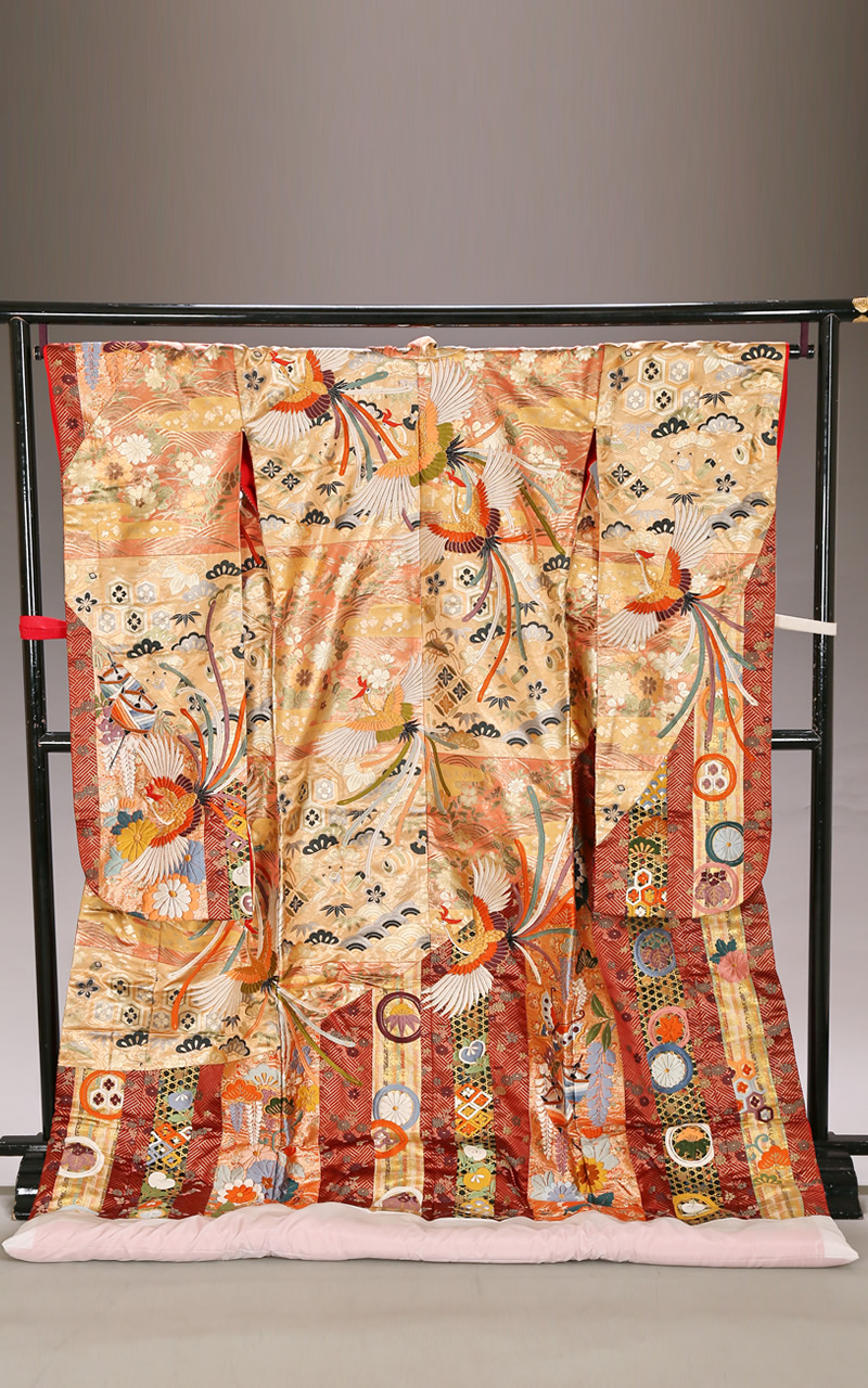 織に刺繍鳳凰の色打掛レンタル