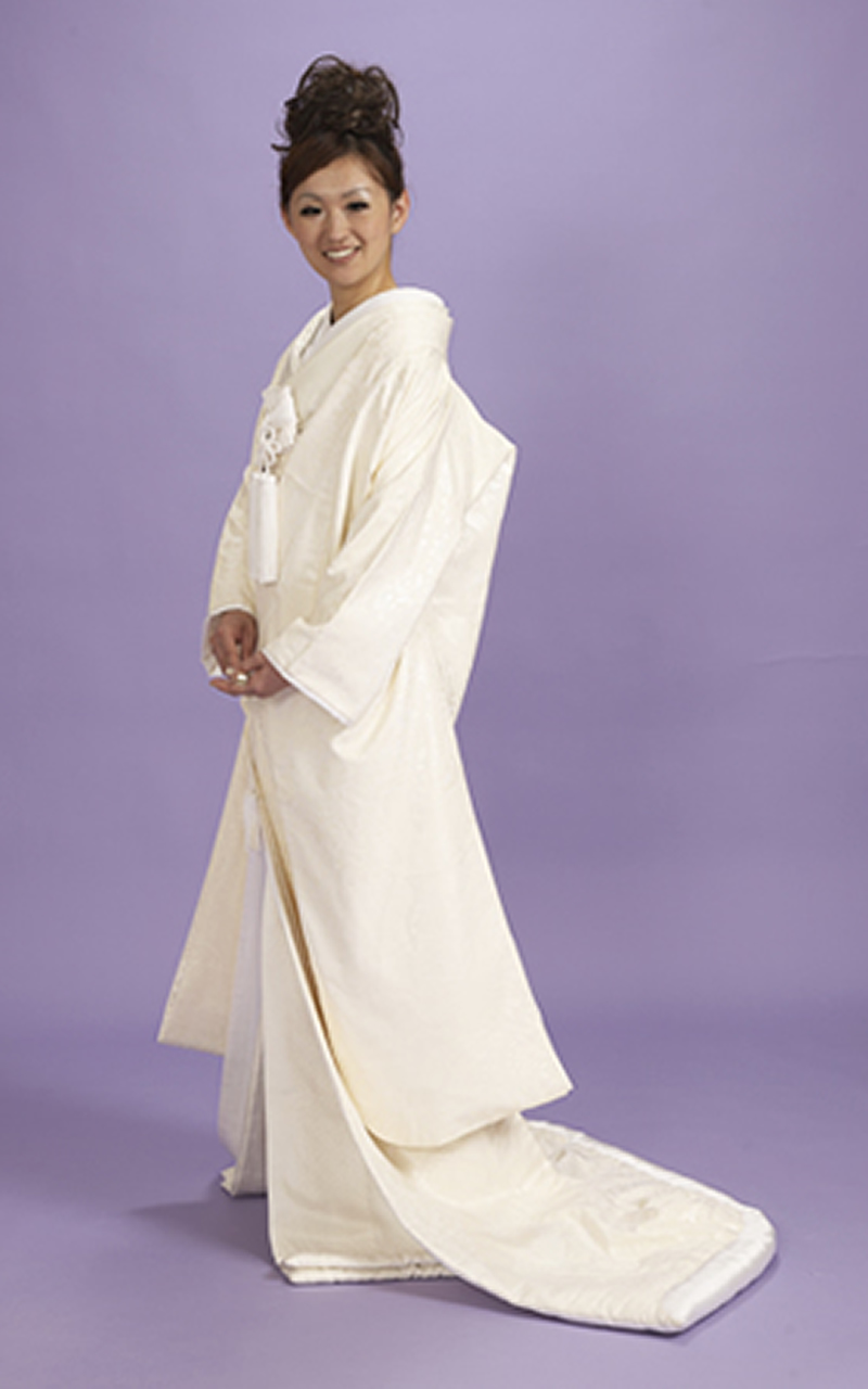 白無垢レンタル　パール箔と鶴に花柄の本手描き友禅　落款入り