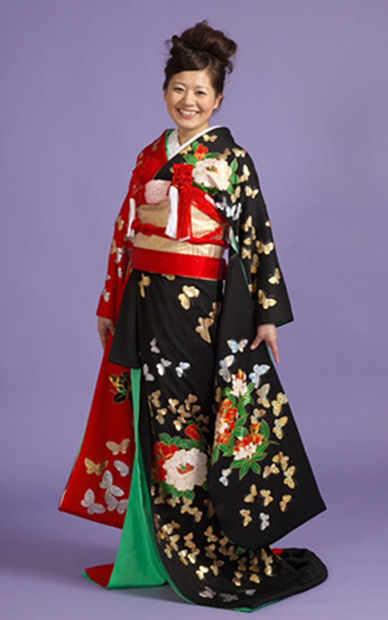 引振袖レンタル 縦に染分けられた珍しい金彩友禅落款入り