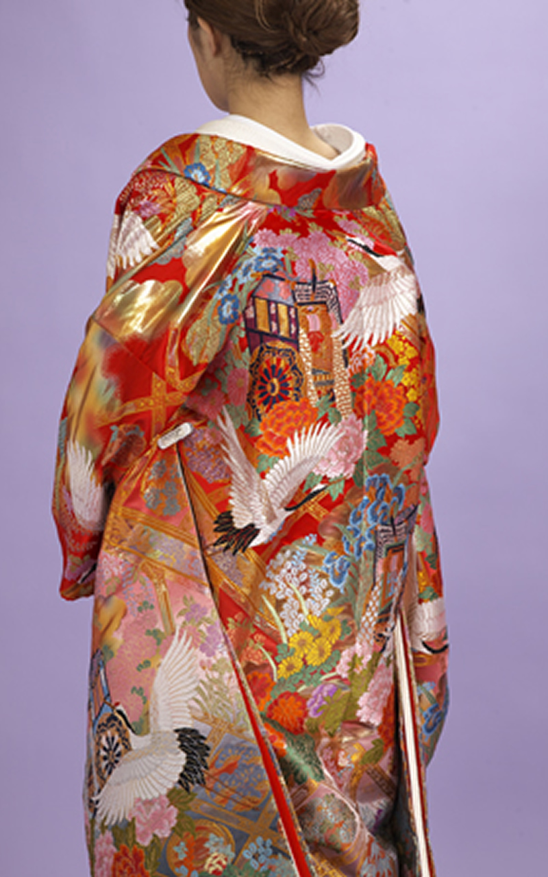 色打掛レンタル　赤地に御所車・鶴・四季花柄