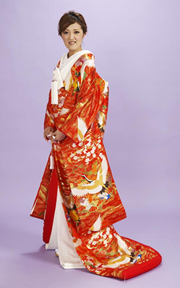 色打掛レンタル　赤地に鶴・四季花・オシドリ柄