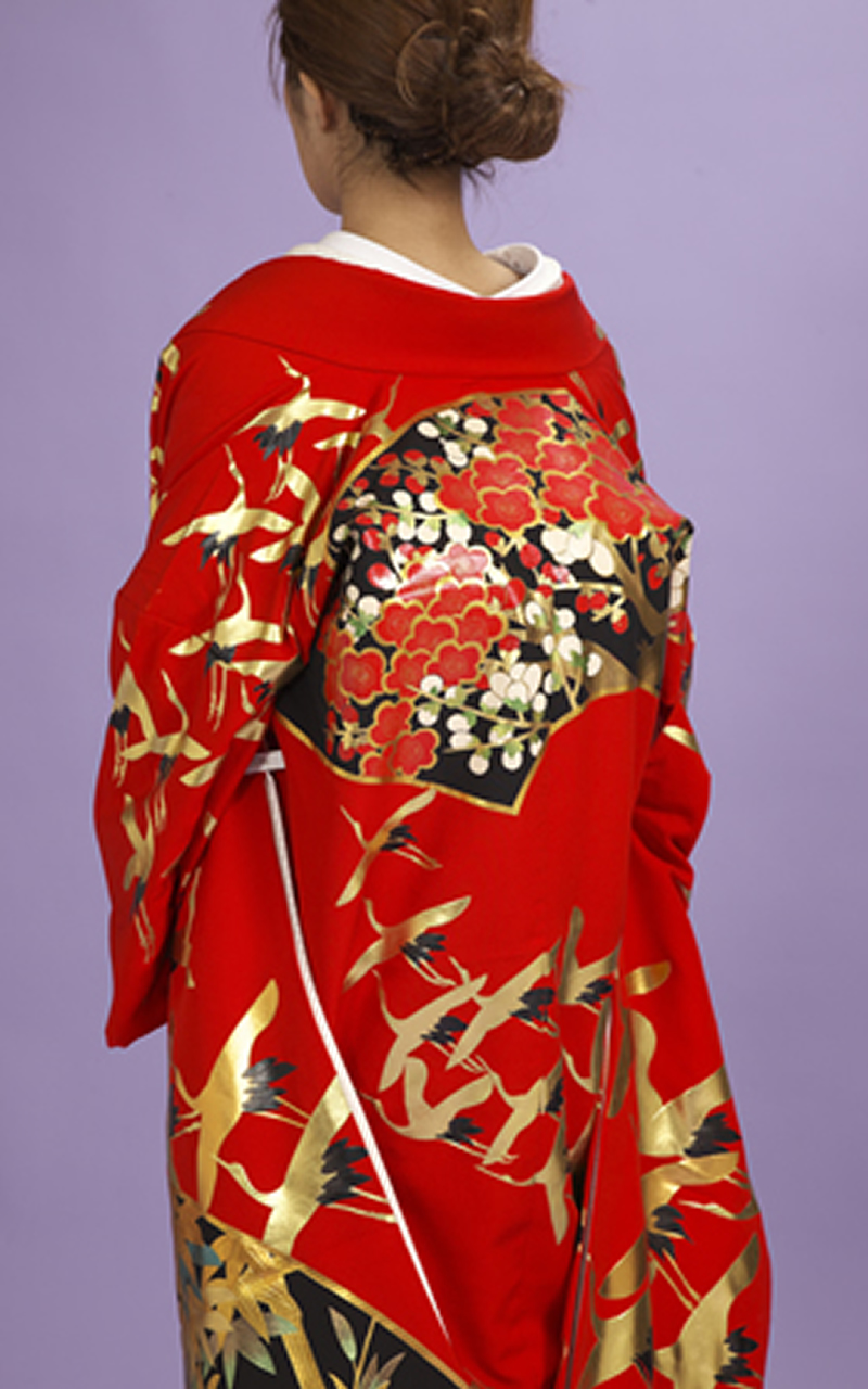 本手描き友禅色打掛レンタル　ちりめん赤地　落款入り