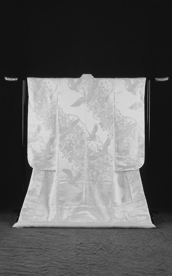 販売白無垢 流水花紋様