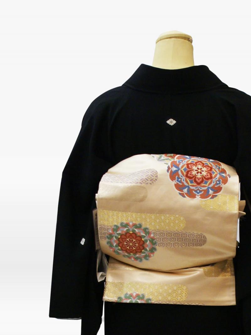 桜・鶴・松の黒留袖