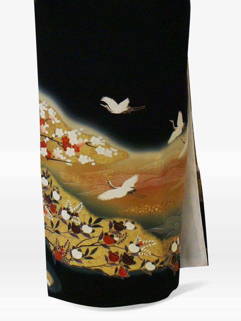 橘に鶴・梅の黒留袖