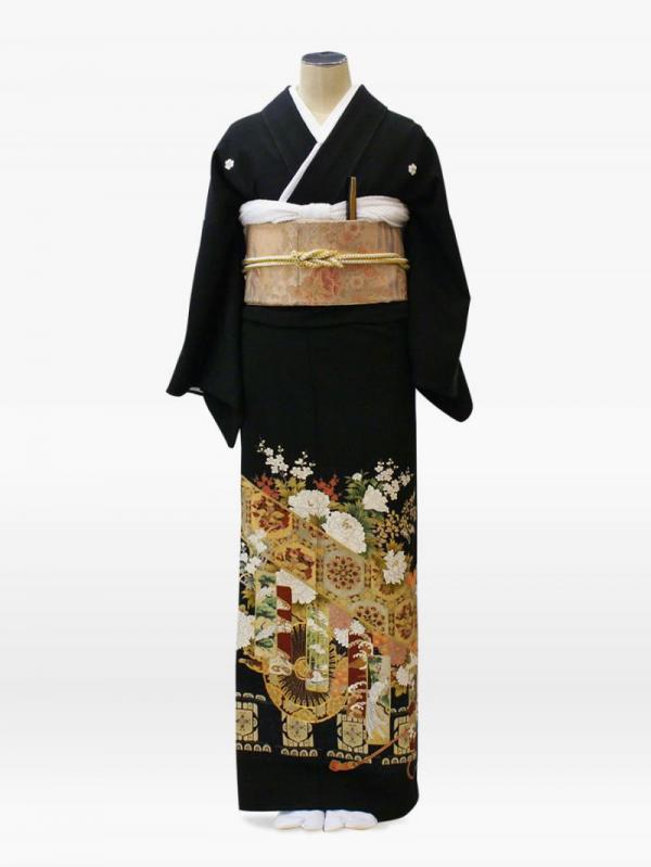 花柄・鳳凰・鶴の黒留袖