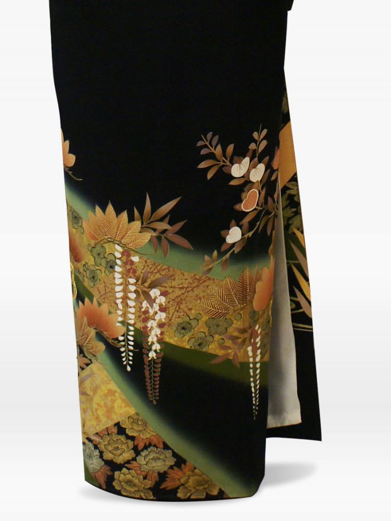 橘の黒留袖