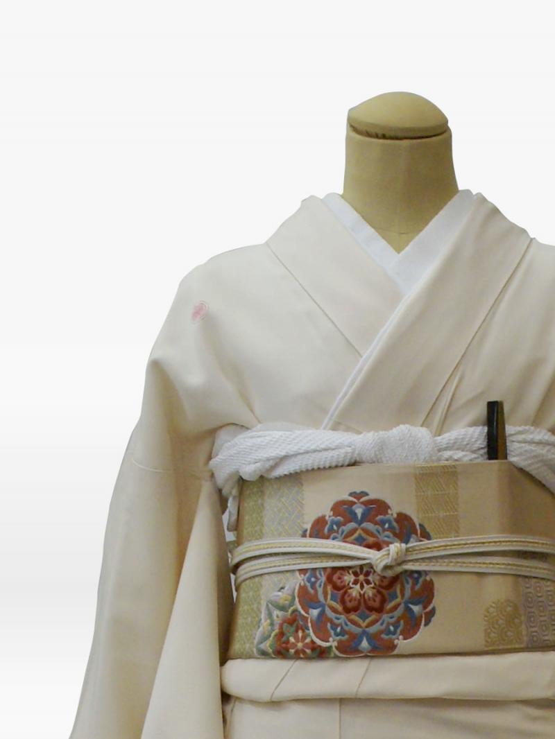 グレー色の清海波に笹鶴松の色留袖