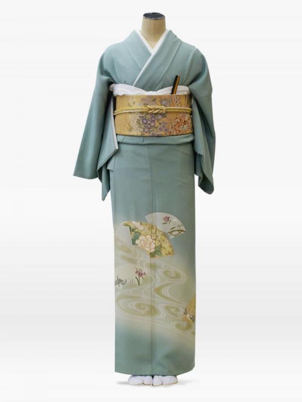 青緑色の扇面流水花柄の色留袖