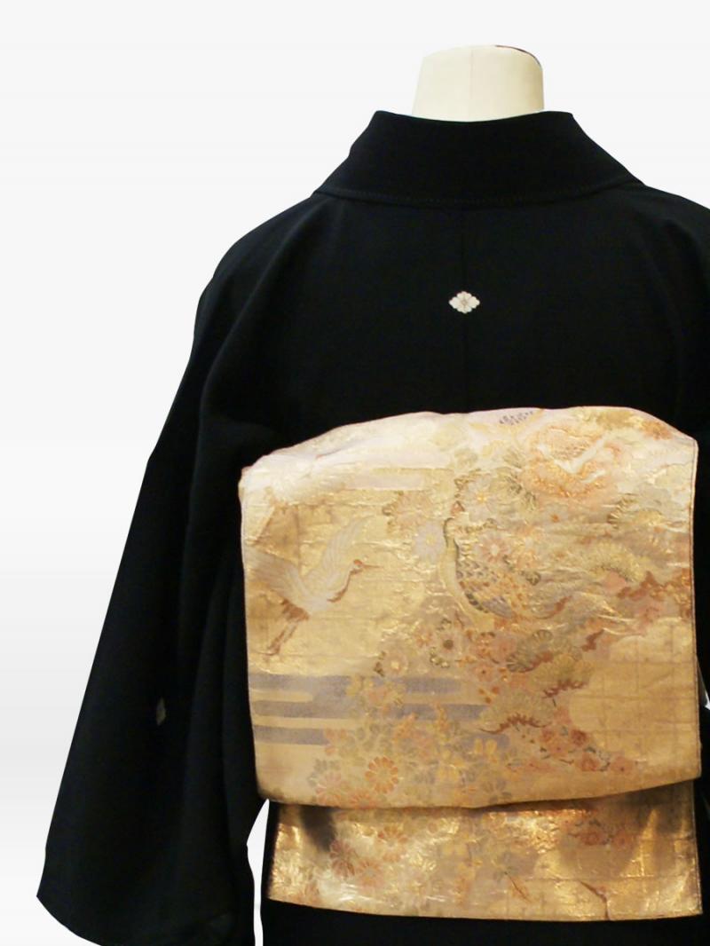 金箔使用御所車の黒留袖