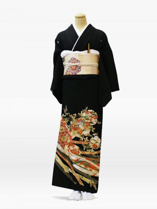 金入り 花にのしあわびの黒留袖