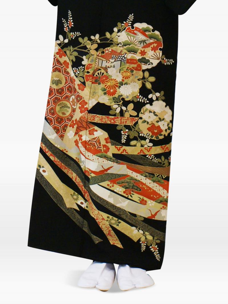 金入り 花にのしあわびの黒留袖