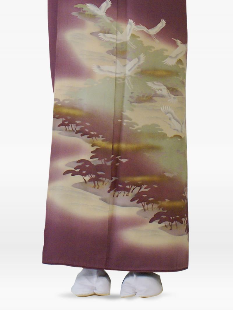 青紫色の千羽鶴に松林の色留袖