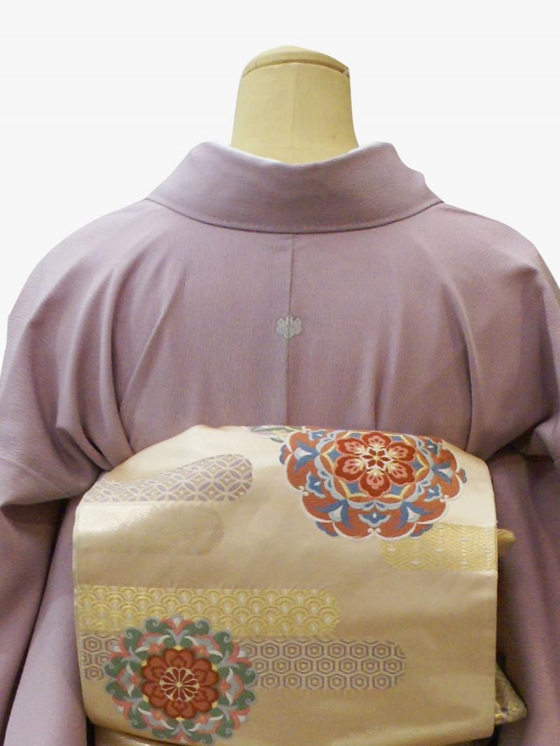 薄紫グレー色のノシメ柄の色留袖