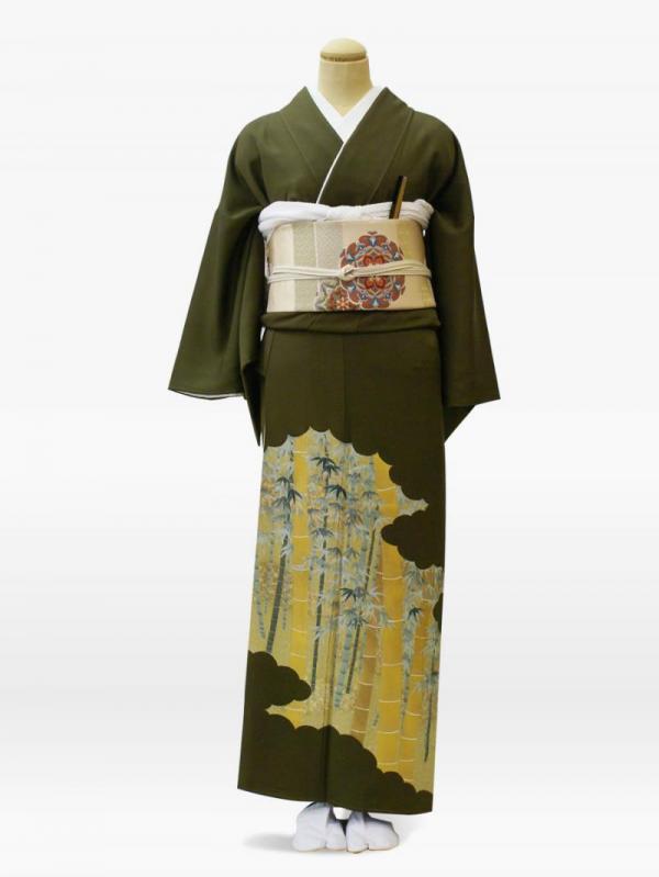 茶緑色の竹柄の色留袖