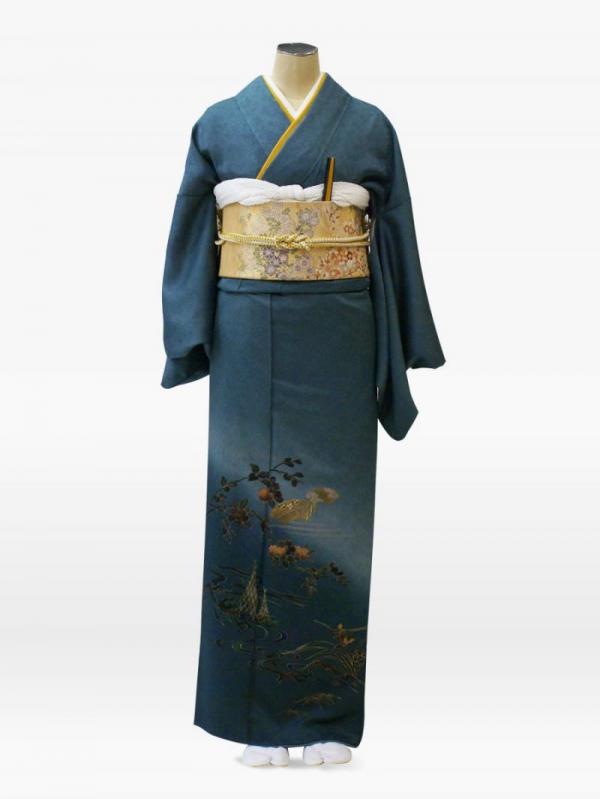 青緑色の扇面流水花柄の色留袖