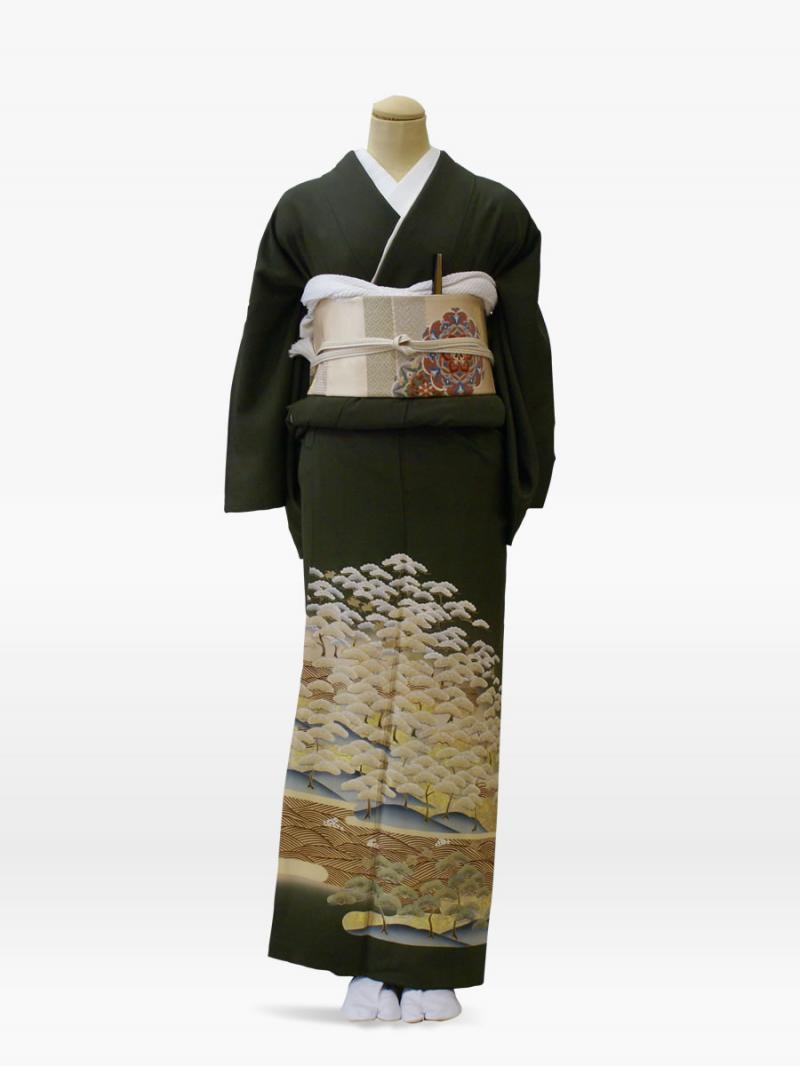   深緑グレー色の波に松林の色留袖