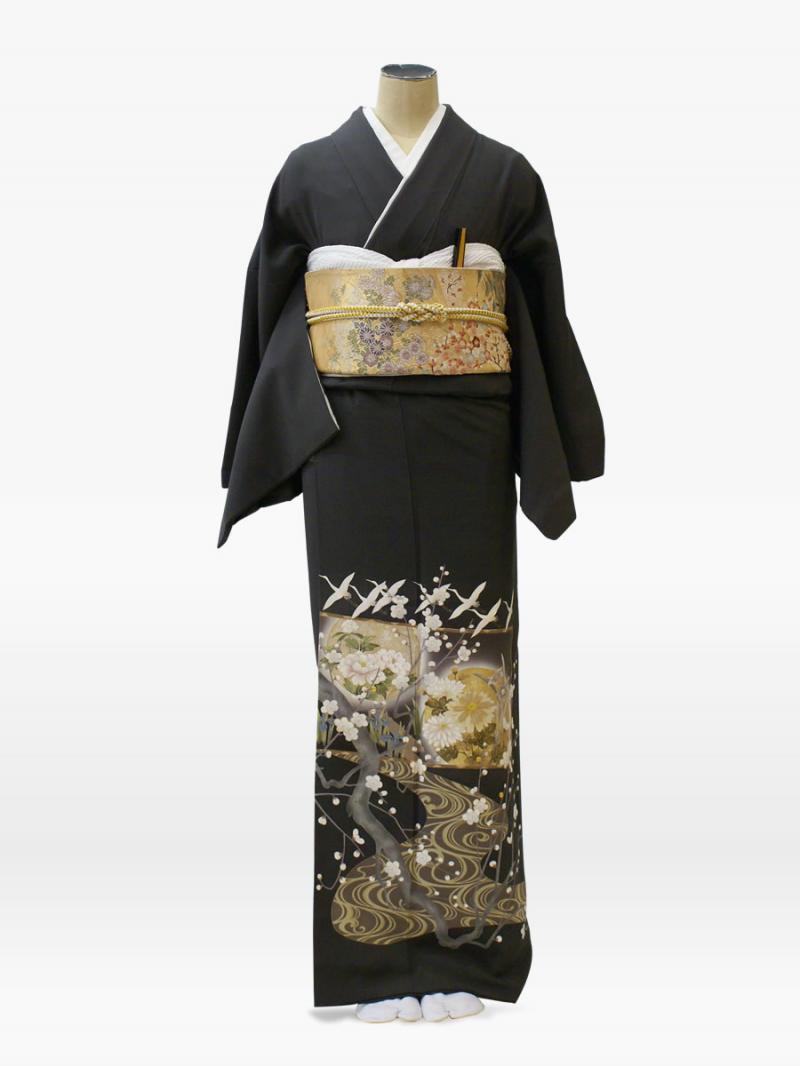 黒緑色の梅に菊・千羽鶴の色留袖