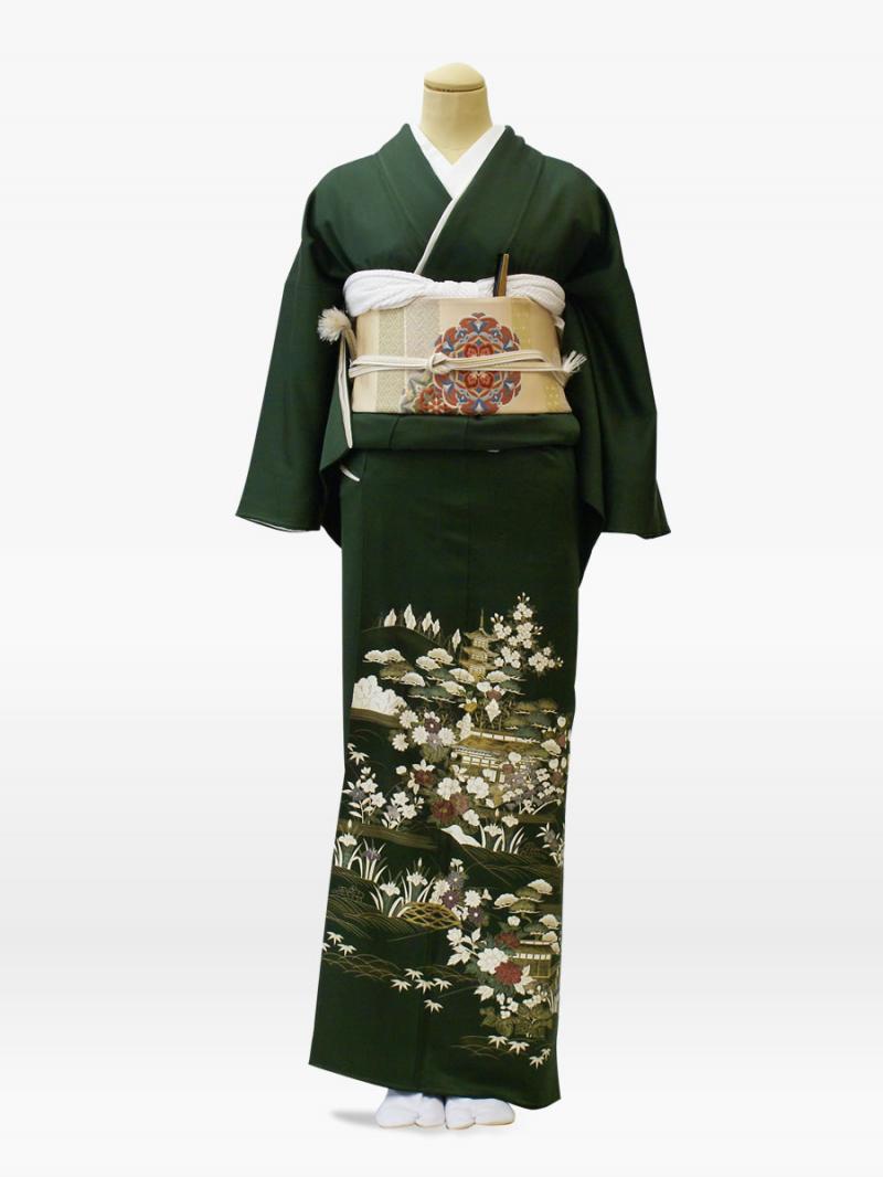 深緑色の自然風景文様の色留袖