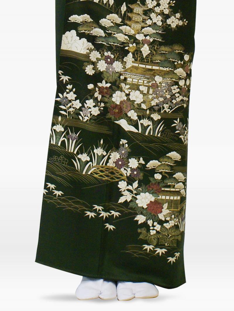 深緑色の自然風景文様の色留袖