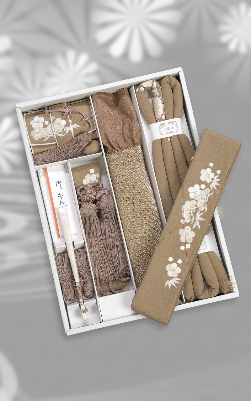 正絹手刺繍の小物レンタル